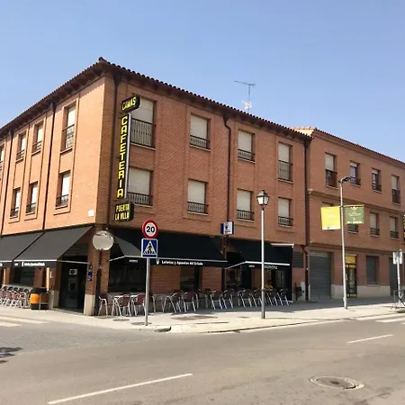 Hostal Puerta La Villa-2