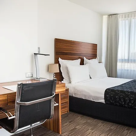 Cambridge Hotel Sydney-2
