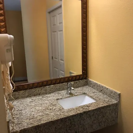 Americas Best Value Inn Addison-2