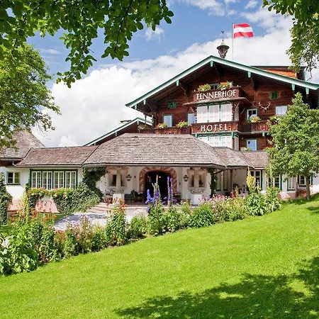 Relais & Chateaux Hotel Tennerhof-3