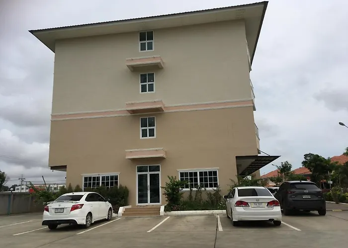 Boonbundal Hotel