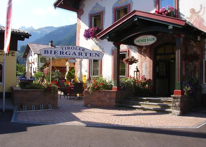 Wanderhotel Gruener Baum