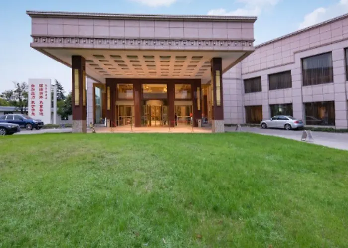 Xinyuan Holiday Hotel