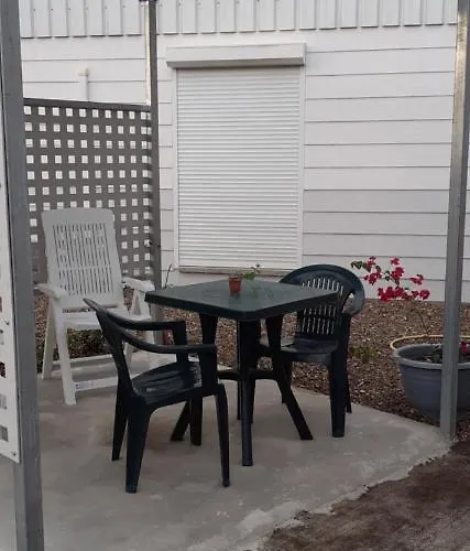 "Tom" Chez Tom Et Dilou