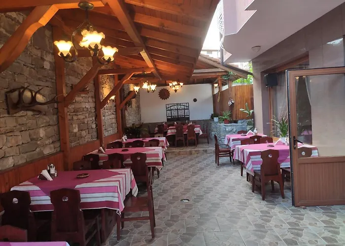 Family Hotel Denica