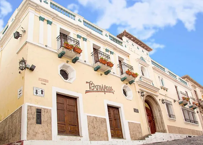 Hotel Pensión Bonifaz