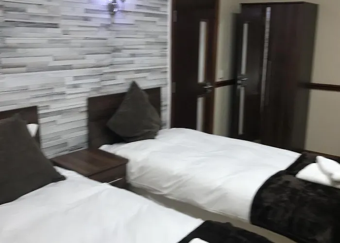 Hayat Hotel