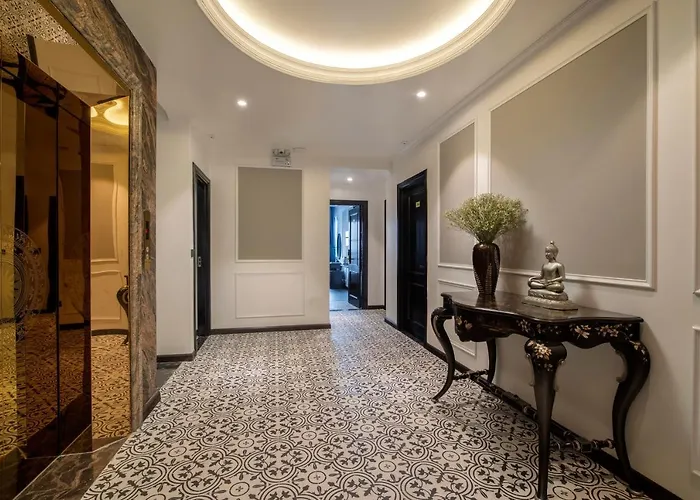 Ha Long Essence Hotel