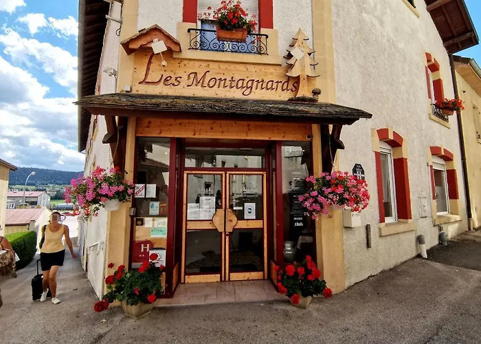 Hotel Les Montagnards