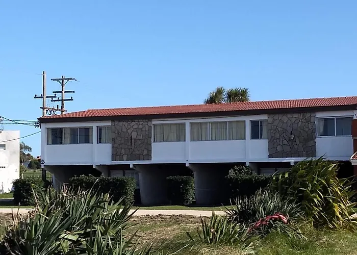 Bqs House