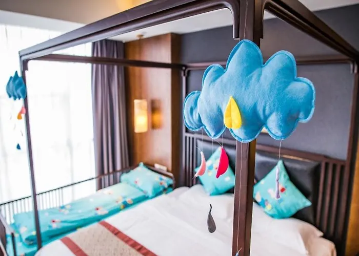 Greentree Eastern Changzhou Liyang Citytianmu Lake Four Seasons Hotel