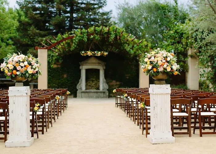 Seven Branches Venue&Inn