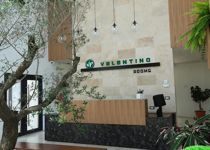 Valentino Rooms