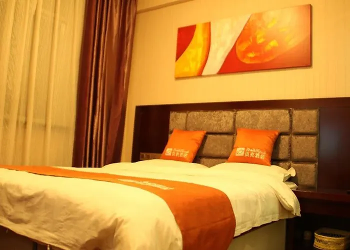 Shell Zhangye Ganzhou Area East Street Drum Tower Hotel