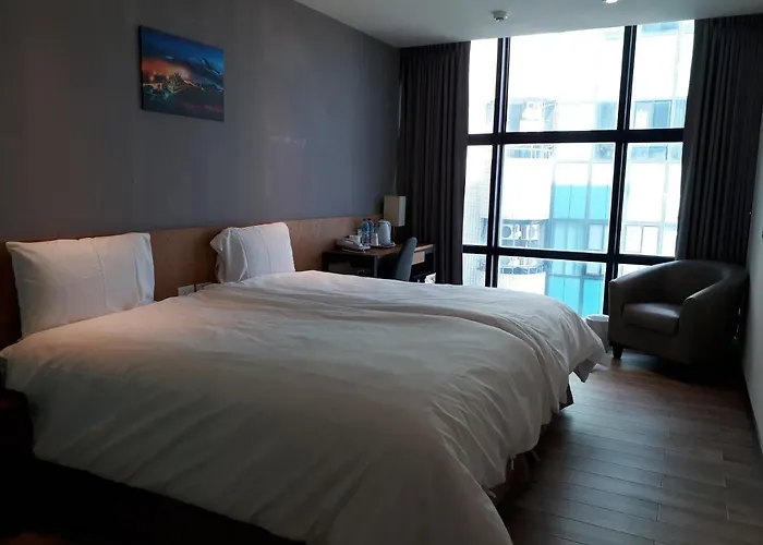 Honest&Warm Hotel