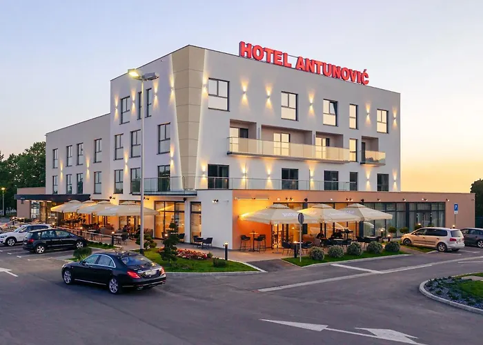 Antunovic Hotel East
