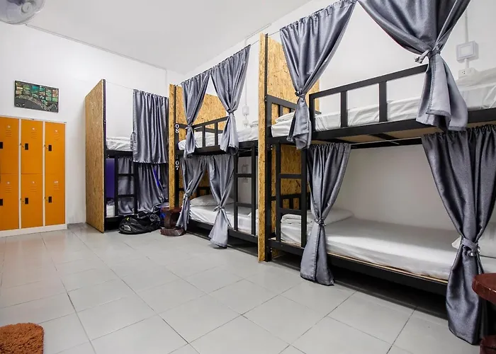 T & T Hostel Kanchanaburi