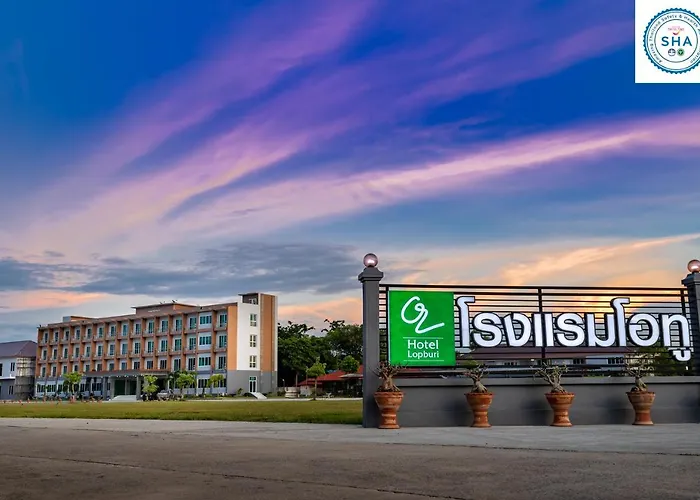 O2 Hotel Lopburi