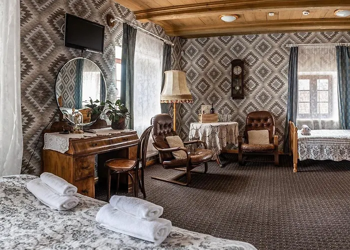 Pakruojis Manor Hotel Miller'S House