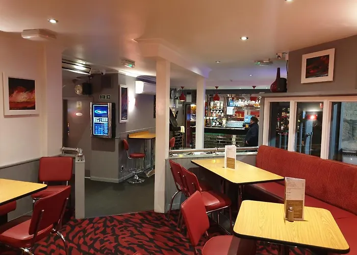 Commercial Hotel