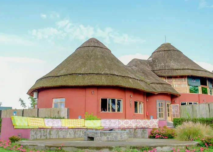 Ingagi Park View Lodge