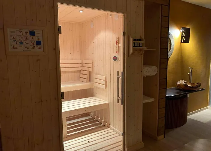 Logis Hotel Restaurant Des Sapins