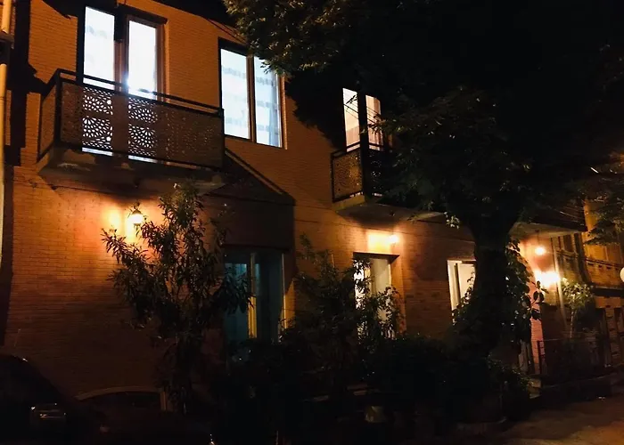 Family Hotel Kolorit Old Tbilisi