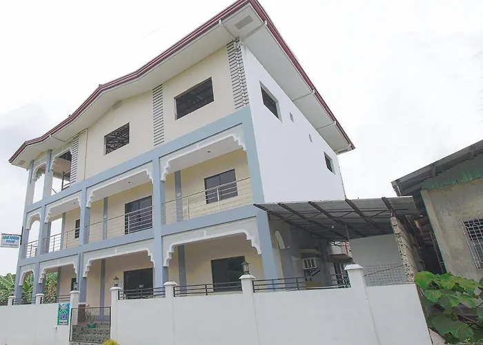 Oyo 781 Junie Pension House