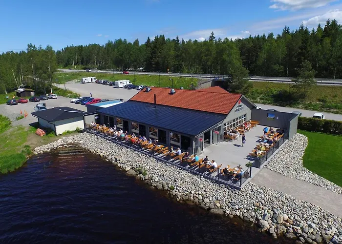 Lakelodge