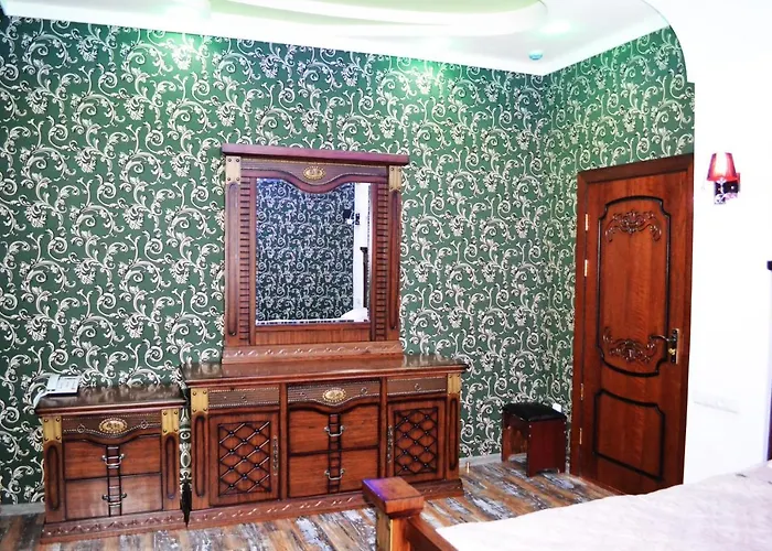 Shohkand Hotel