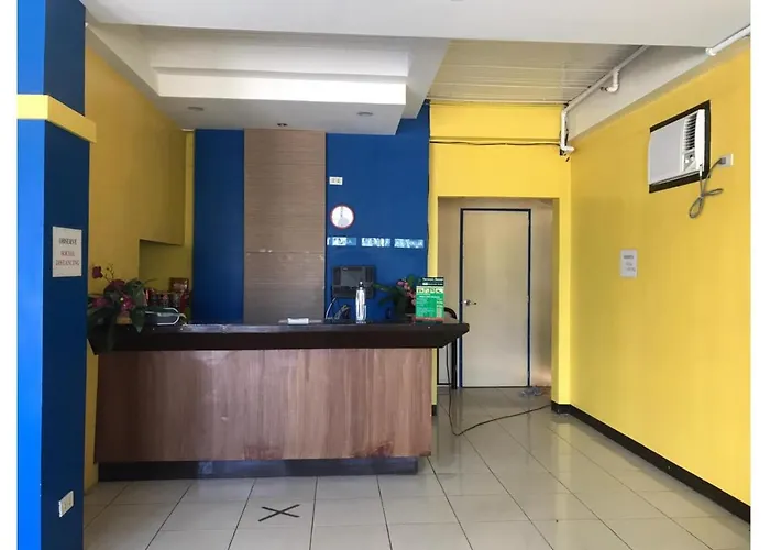 Oyo 762 Laurien Hotel