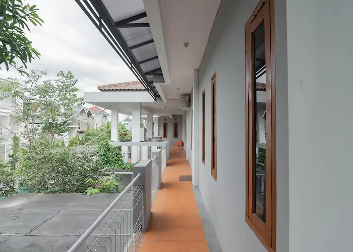 Lembur Kiwari Setra Duta Mitra Reddoorz