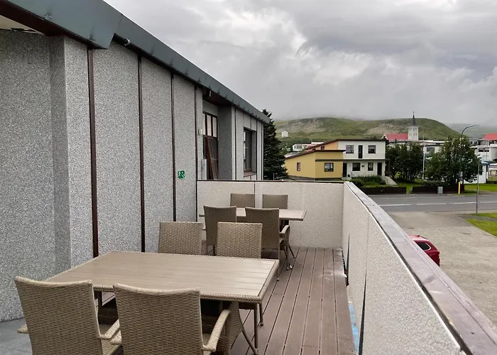 Helgrindur Guesthouse