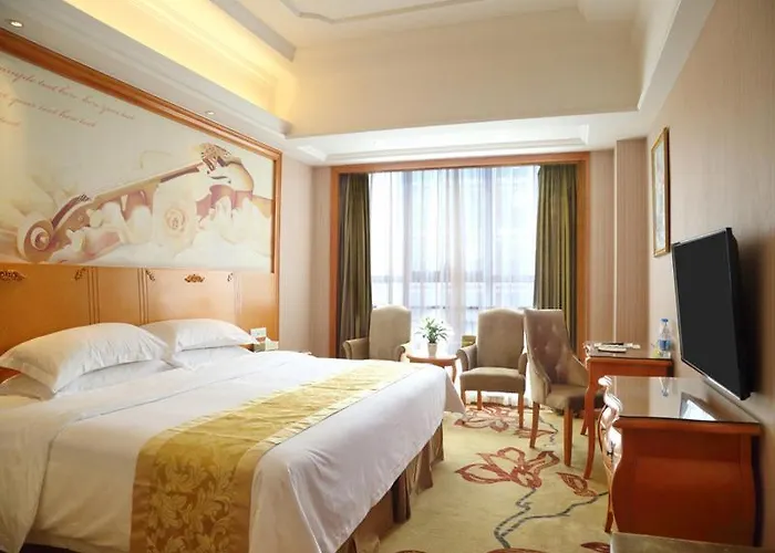 Vienna International Hotel Changsha West Bus Station