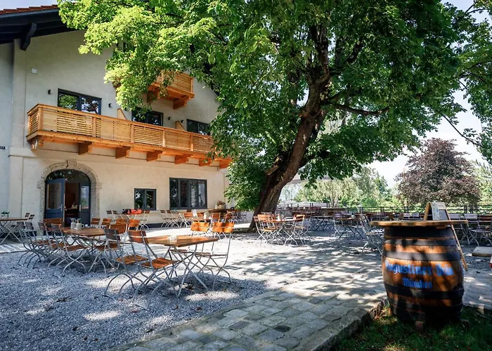 Bergwirt Hotel & Gasthof