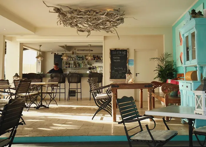 Ocean Breeze Boutique Hotel&Marina