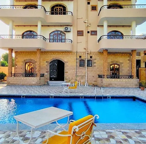Dream Island Hotel