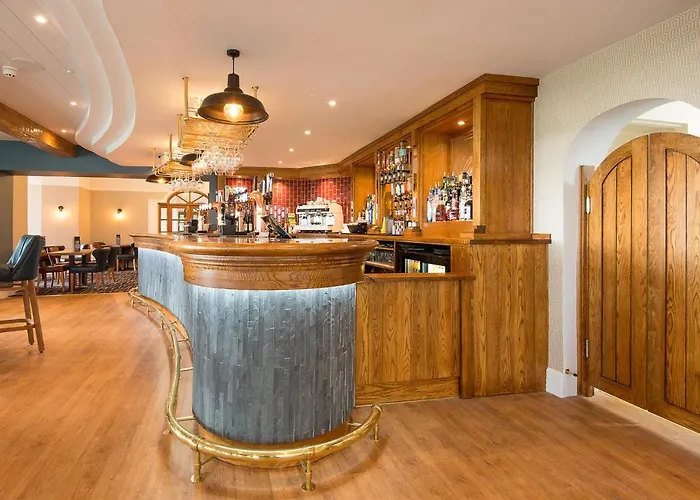 Gwesty Gadlys Hotel