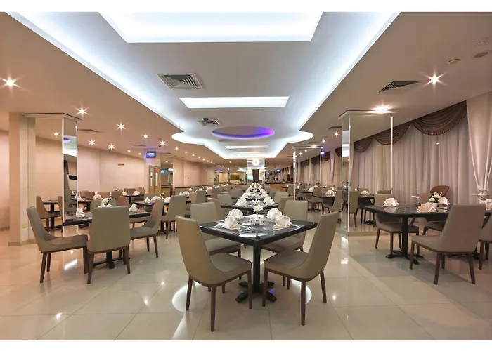 Nova Park Hotel