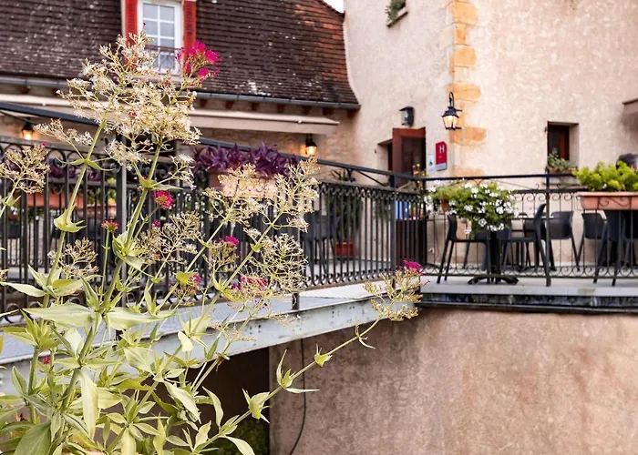 Hôtel le Cantou 354