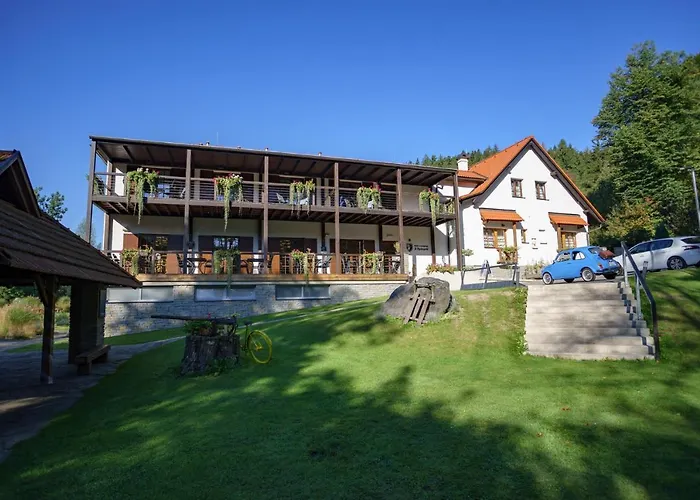 Hotel A Restaurace U Vychopnu