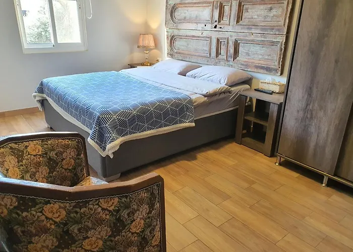 Azur Suites Hotel