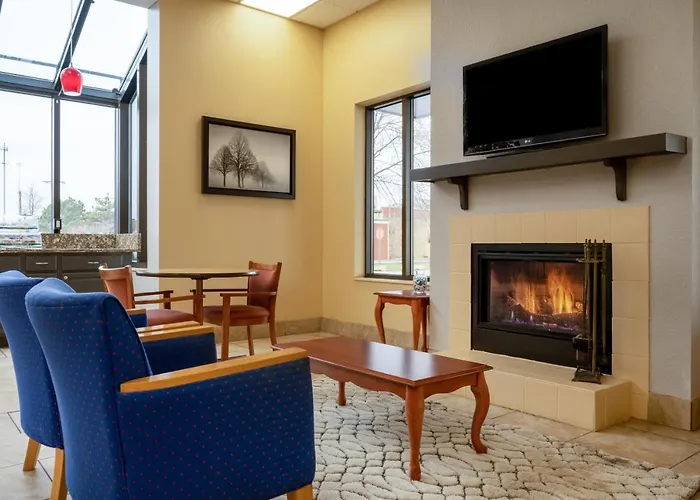 Super 8 By Wyndham Perrysburg-Toledo