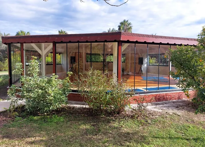 Nerissa Hotel