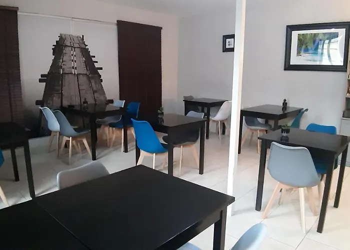 Hotel Saint François Précigné Soirée étape sur demande Proche Sablé-sur-Sarthe