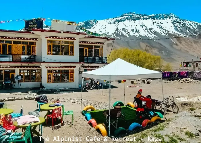 The Alpinist Cafe And Retreat