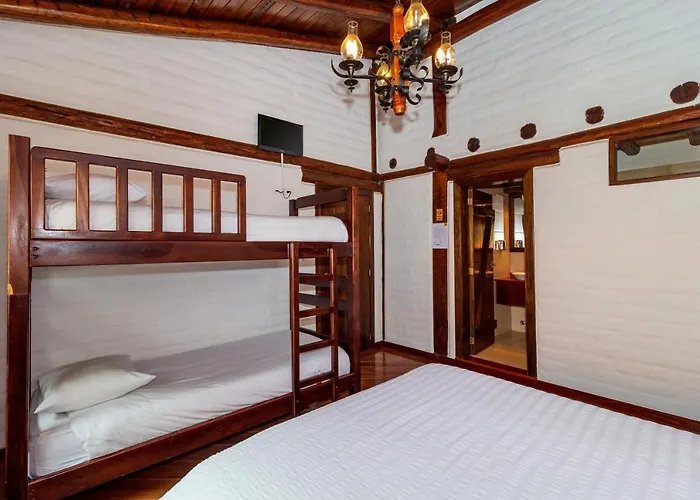 Hostal ILÉ