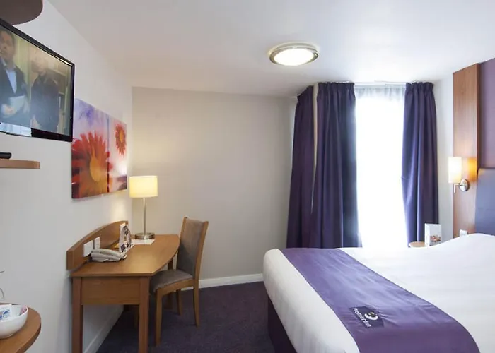 Premier Inn Folkestone - Channel Tunnel