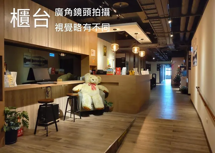 Honest & Warm Hotel