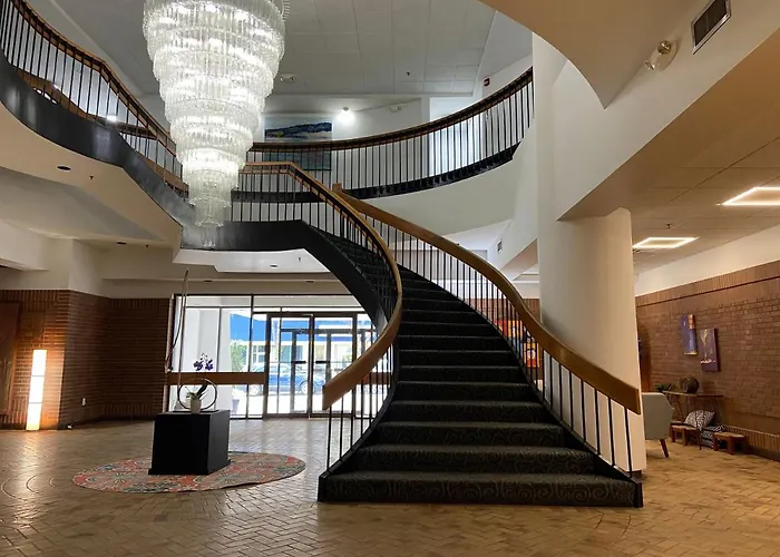 Mclure Hotel